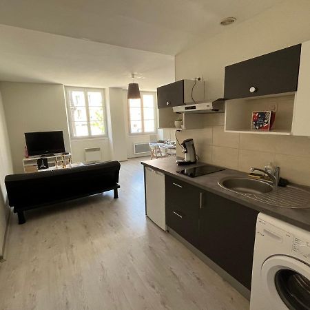 Appartement F2 Au Plein Centre Du Puy-En-Velay Le Puy-en-Velay Exteriör bild