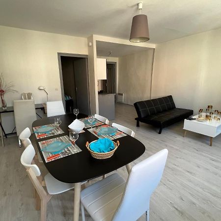 Appartement F2 Au Plein Centre Du Puy-En-Velay Le Puy-en-Velay Exteriör bild